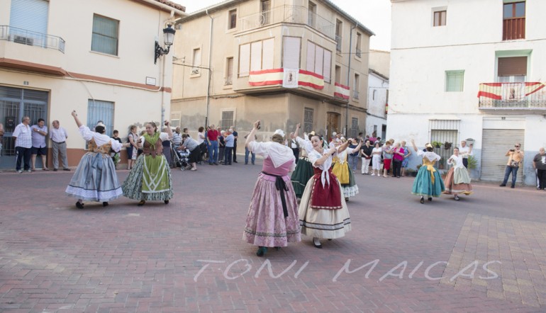 GRUP DE DANSES EL QUARANTAHUIT EN SOT DE FERRER _dsc5202.jpg
