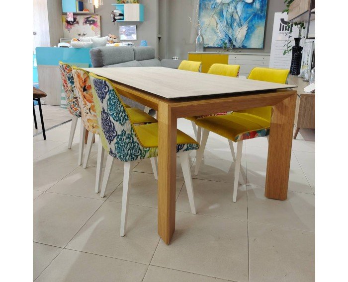 Sillas tapizadas a contra tono