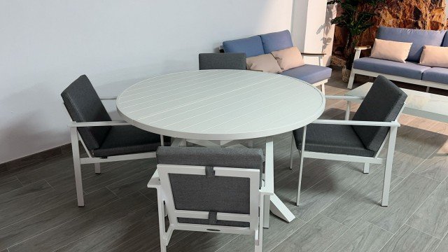 mesa-redonda-aluminio-exterior.jpeg