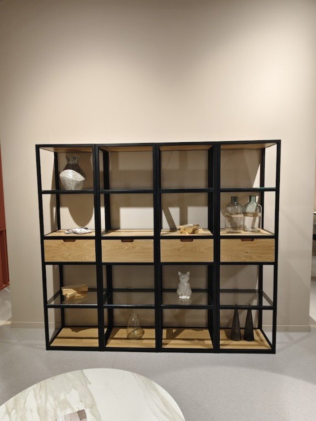 Estanteria franco furniture.jpg