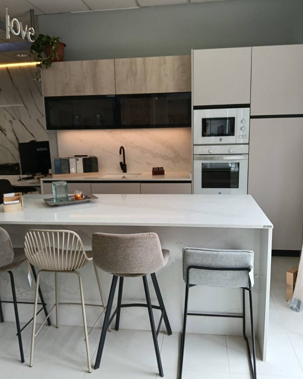 cocina-con-isla-tienda.jpg