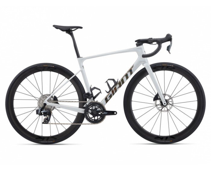 GIANT DEFY ADVANCED PRO 1 2026