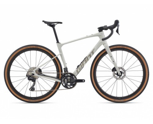 BICICLETA GIANT REVOLT ADVANCED 0 2026