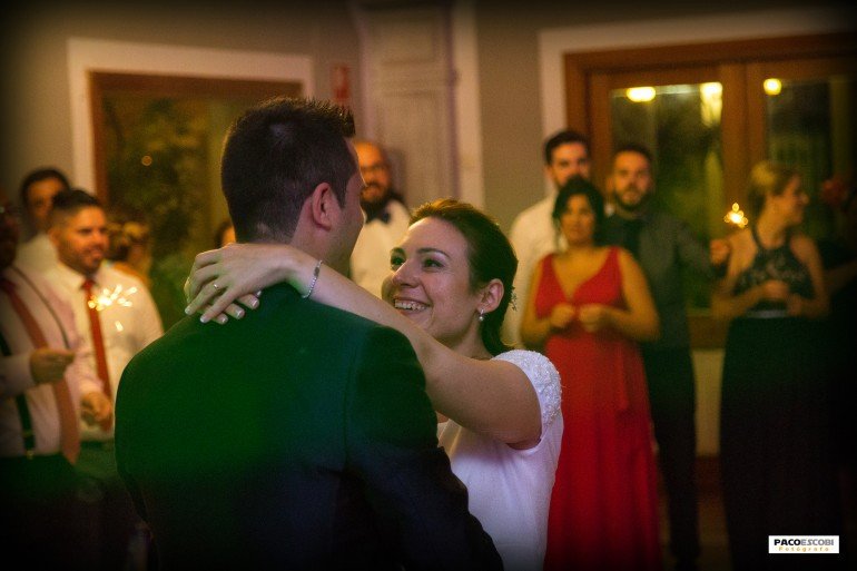Victor y Lorena fotografo-de-bodas-fotografo-de-destino-bodas-distintas-pacoescobi-paco-escobi-fotografo-masia-xamandreu-valencia_020.jpg