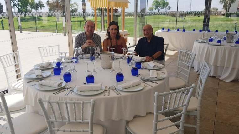 Firmado acuerdo de colaboración Masia de las Estrellas Aesfas acuerdo-aesfas-masiadelasestrellas-2