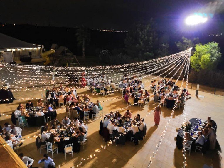 Una boda con iluminación nocturna boda-masiadelasestrellas-lorena-y-ximo-250818-3.jpg