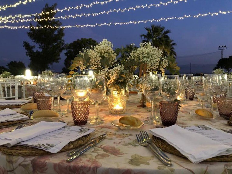 Una boda en Masia de las Estrellas con iluminación nocturna boda-280919-7-nocturna.jpg