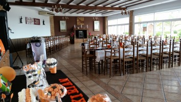 Celebra Bautizos, Comuniones y Bodas con Nosotros