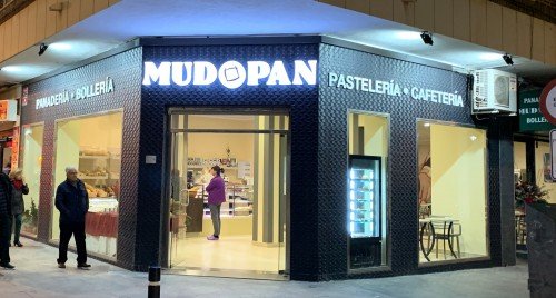 Rotulación de fachada en Torrevieja