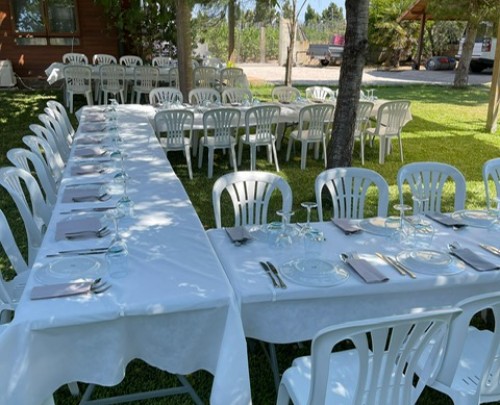 ALQUILER DE SILLAS Y MESAS