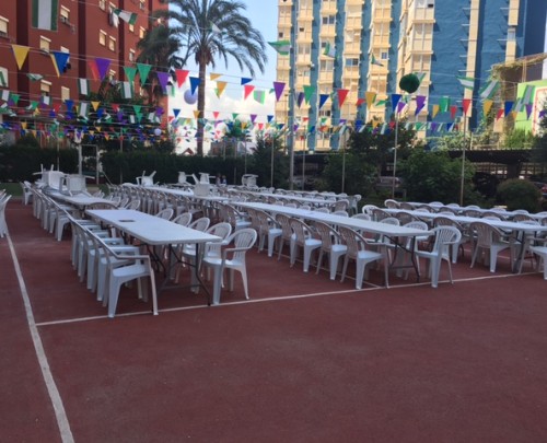 sillas y mesas en alquiler para eventos