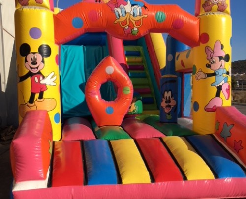 castillo grande Micky 8 metros de largo 4,50 metros de ancho 5,50 metros de alto