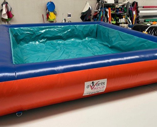 PISCINA 4X4 