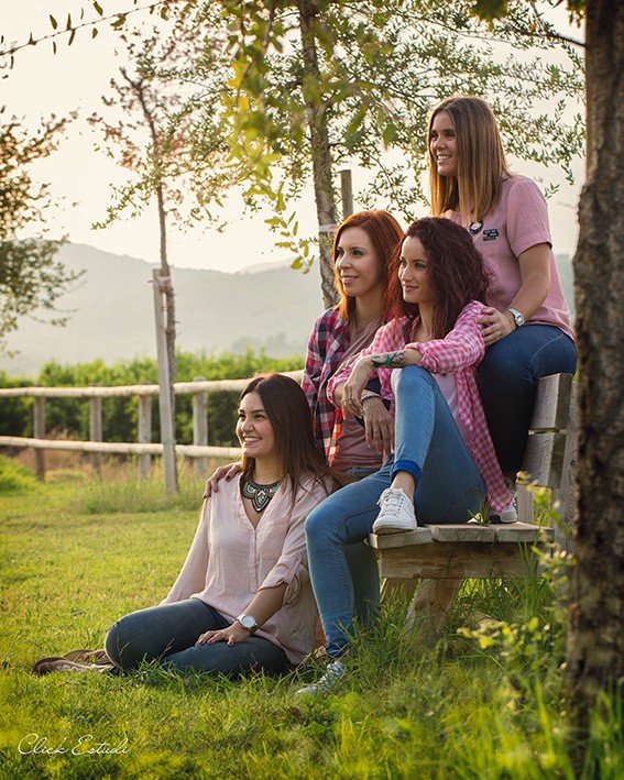 Bridal party clickestudi-ainhoa-4.jpg