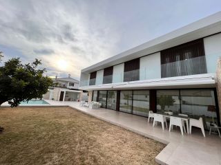 Disfruta del sol sin sorpresas: prepara tu toldo con nosotros