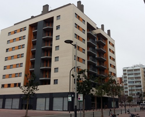 edificio de viviendas ( Hospitalet de Llobregat )
