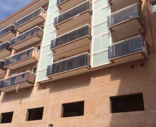 80 viviendas ( Tarragona )