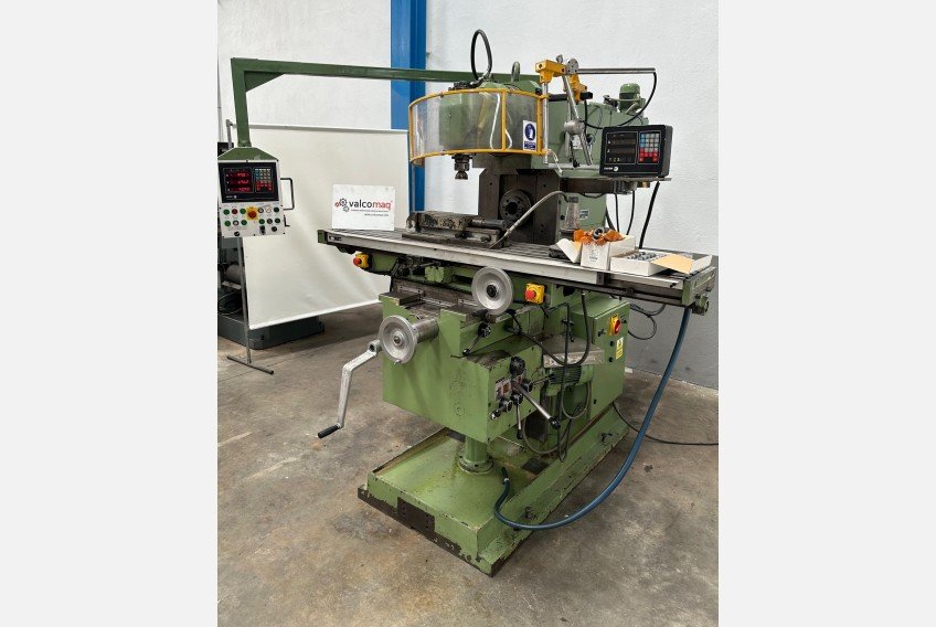Fresadora Universal CME FU3 L CM