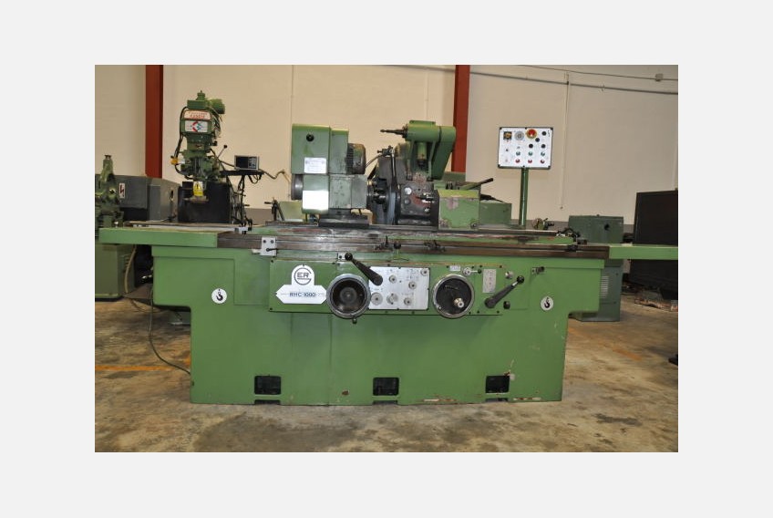 01.05.0266 Universal Grinders Ger modelo RHC 1000.