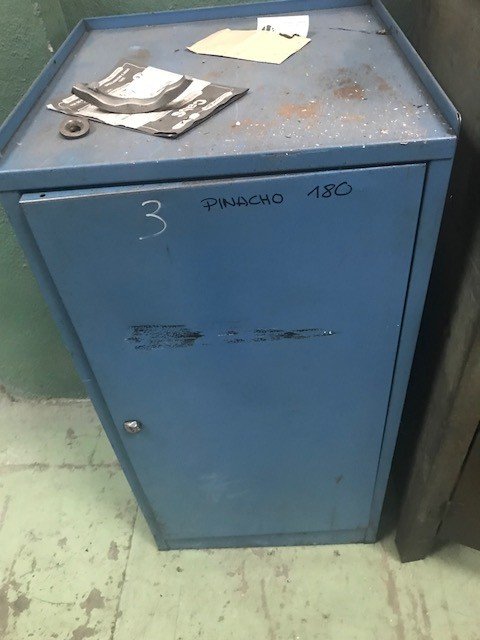 01.41.0697 Armario Metalico Tornero :: Bancos de Trabajo y Armarios