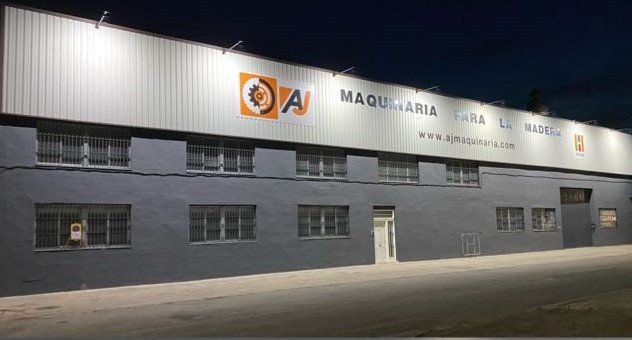 Instalaciones de AJ Maquinaria en Beniparrell