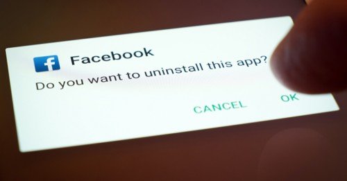 Claro que Facebook conoce a quien llamas y mandas mensajes, le has dado tu permiso
