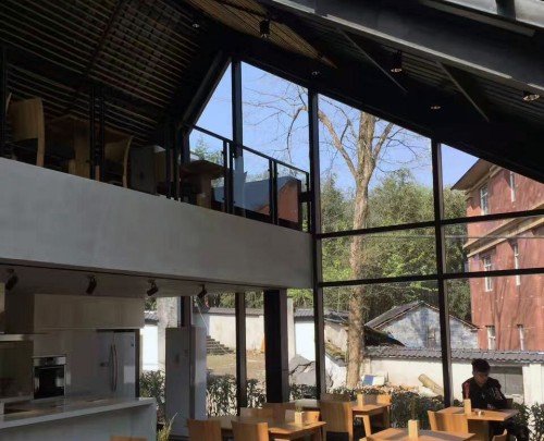 RESTAURANTE LA COMUNA