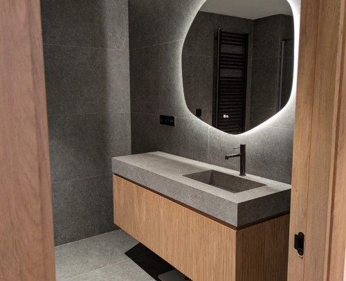 Mueble DEDRA con lavabo PORCELANICO