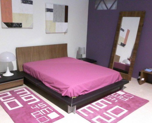 Dormitorio chapa zebrano y piel. PVP - 3450 Euros.Ahora 1.750 Euros