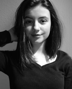 LUCÍA G.