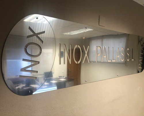 LOGO EN LASER 