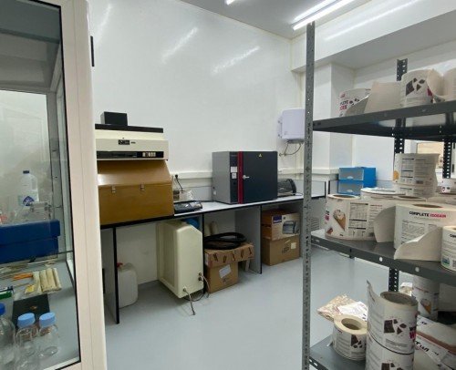 Nuestro laboratorio propio para garantizar la calidad
