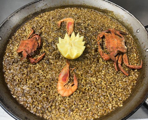 PAELLA DE NÉCORAS