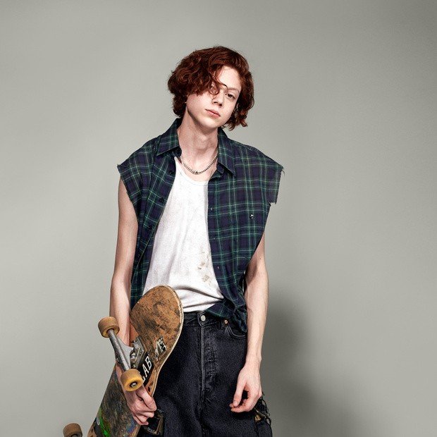 Nathan Westling reaparece como modelo masculino :: Pagina web de información referente a moda