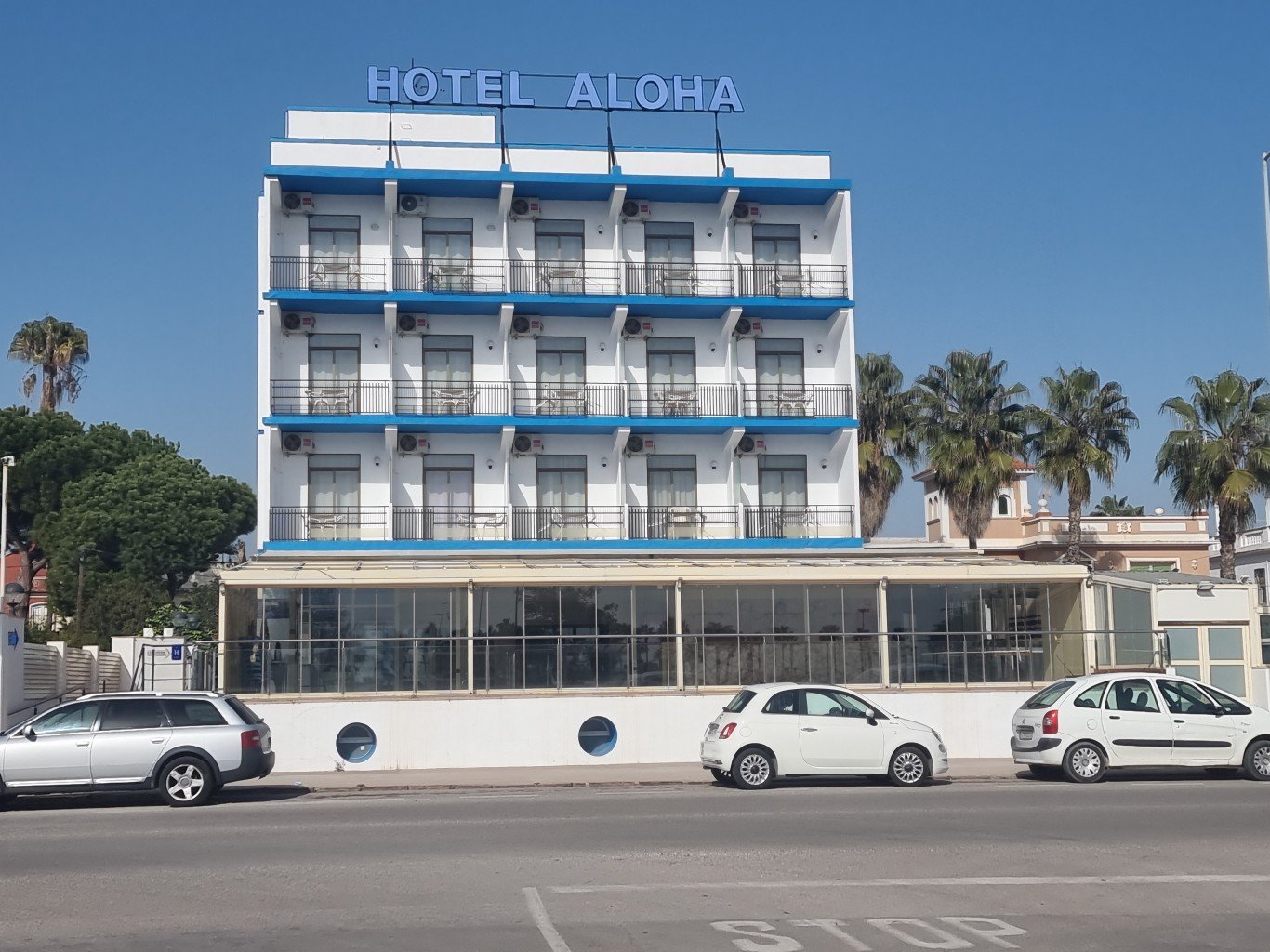 TERRAZAS :: Hotel Aloha, vistas al mar en Burriana