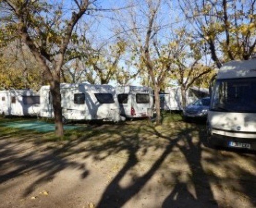 Parking de Caravanas Camping y Bungalows Barraquetes en Sueca