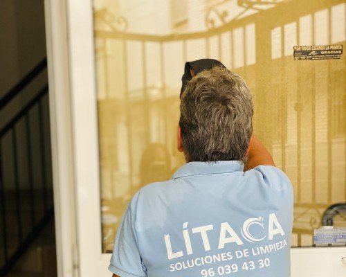 Limpieza de comunidades de vecinos