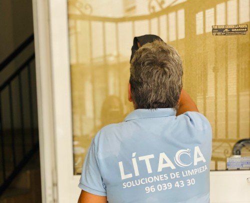 Escaleras y zonas comunes