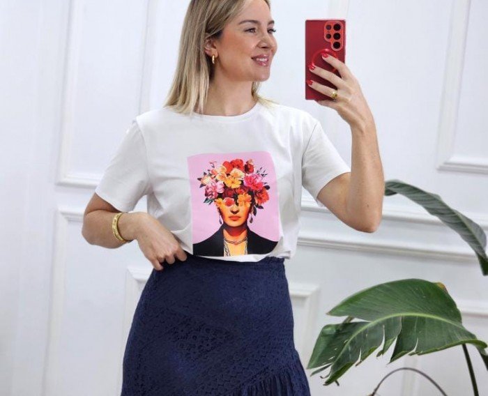 Camiseta Frida
