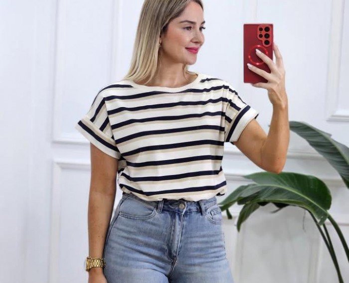Camiseta Sara