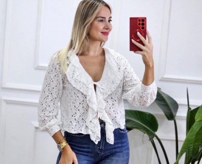 Blusa Troquelada