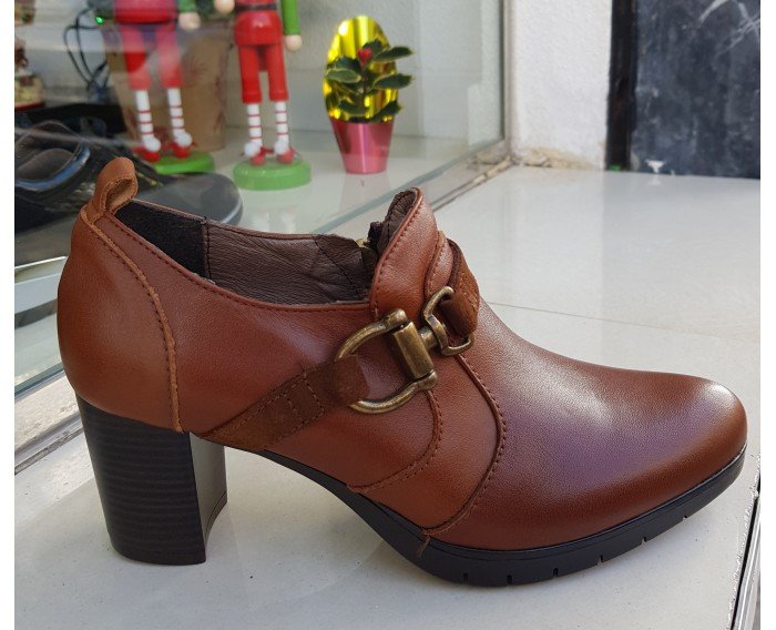 ZAPATO ABOTINADO PATRICIA MILLER 2137