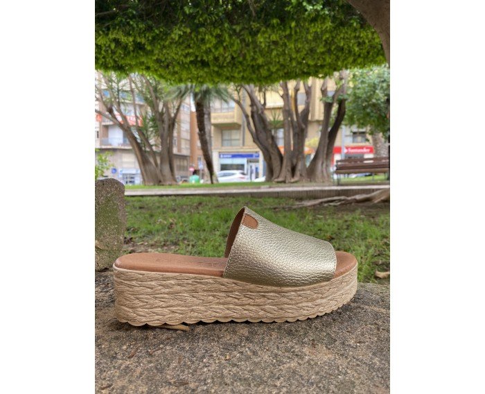 Sandalia plataforma pala  ZULU oro 221
