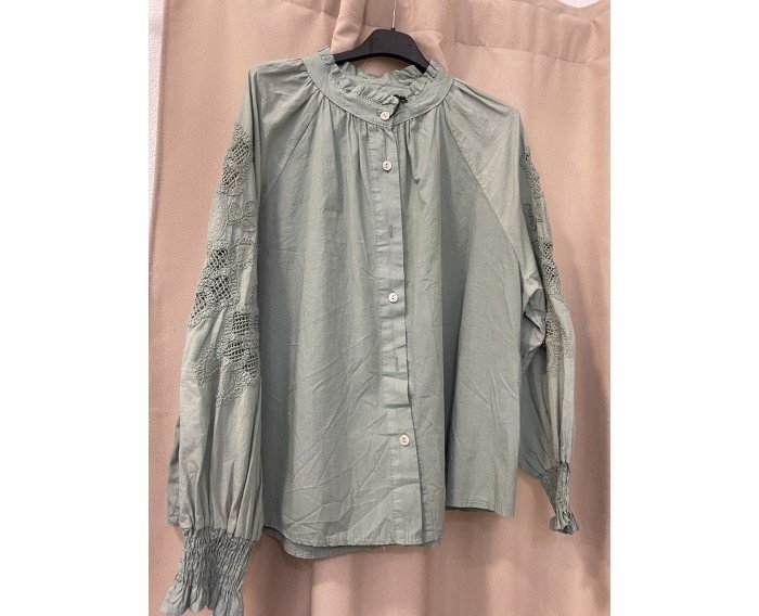 blusa menta