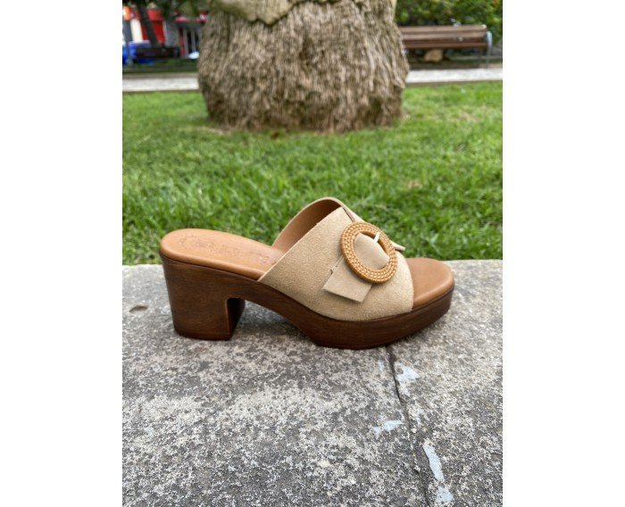 zueco retro beige