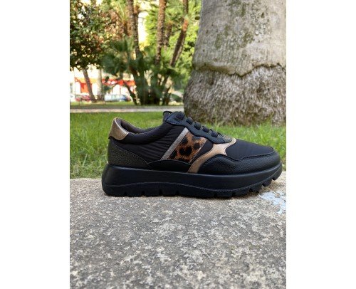 sneaker 25M620  negro