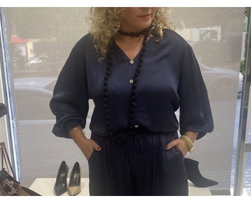 camisa satinada azul marino
