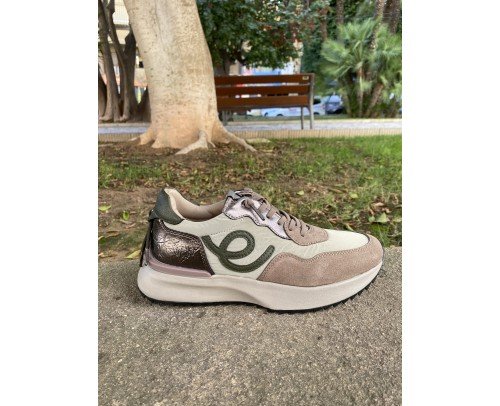 snecker taupe 25E820