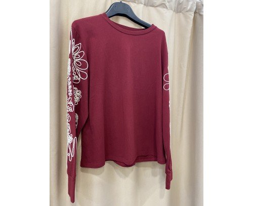 Camiseta bordada