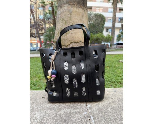 bolso calado negro